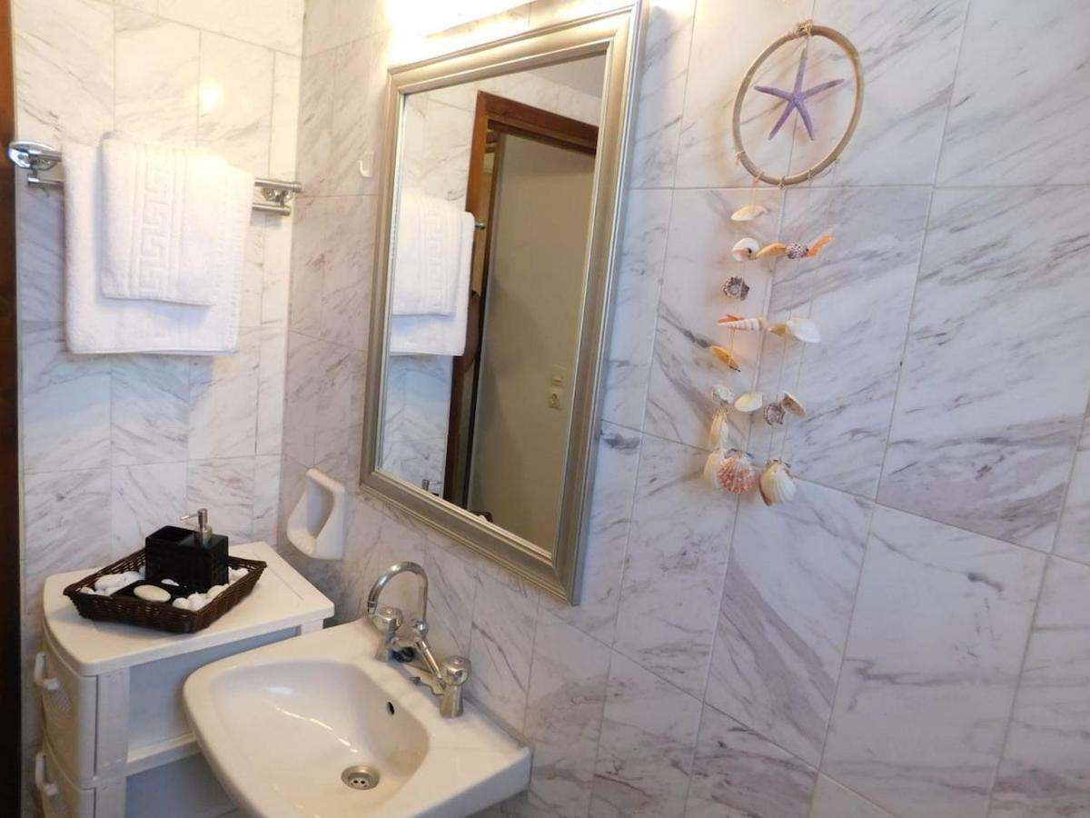 A Bright Home Away From Home Parálion Ástros 외부 사진